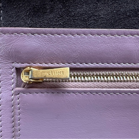 Celine - LARGE STRAP WALLET IN GRAINED CALFSKIN GREY/PINK -Great Condition w/Box - Picture 15 of 16